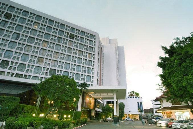 Khách sạn Montien Surawong Bangkok (SHA Plus+)