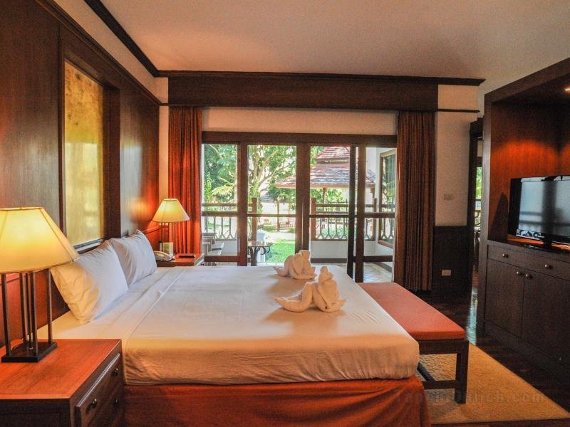 Khách sạn Suan Bua & Resort (SHA Extra Plus)