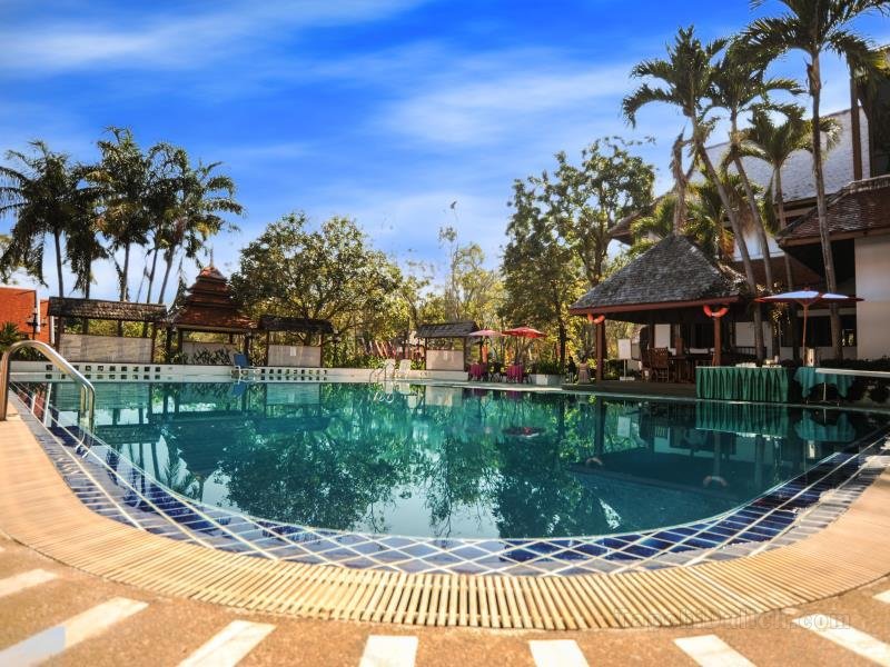 Khách sạn Suan Bua & Resort (SHA Extra Plus)