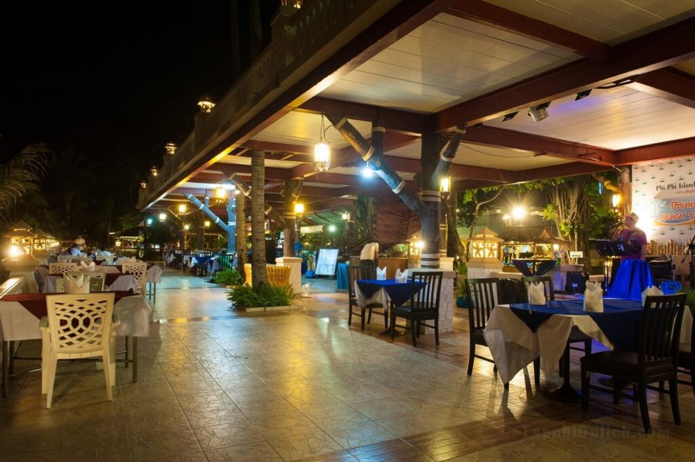 Khách sạn Phi Phi Island Cabana (SHA Extra Plus)