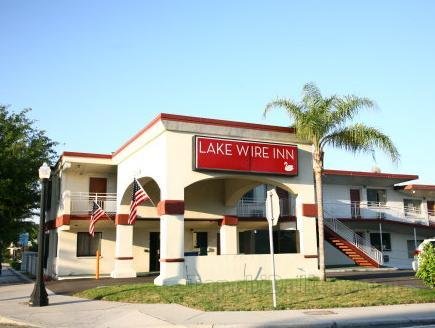 Lake Wire Inn