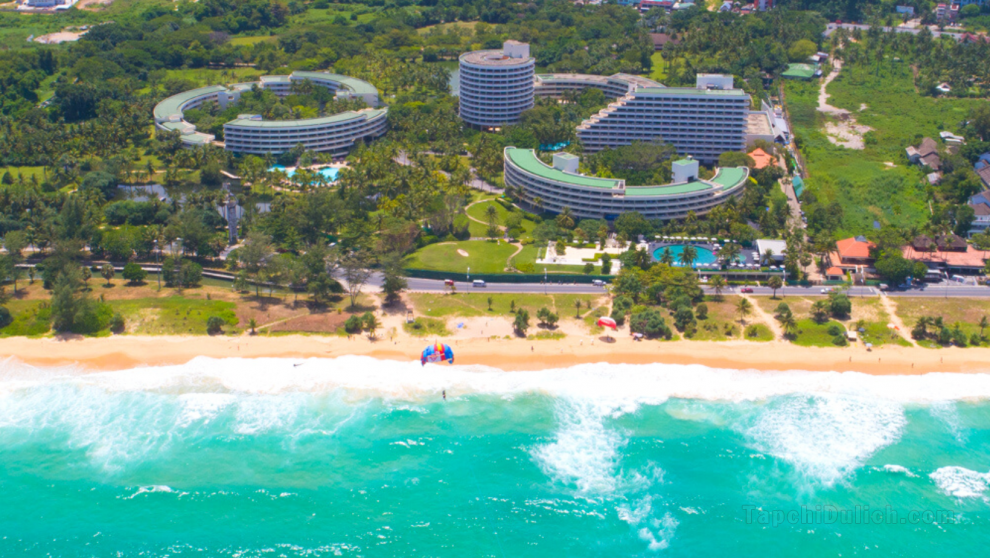 Hilton Phuket Arcadia Resort & Spa (SHA Plus+)