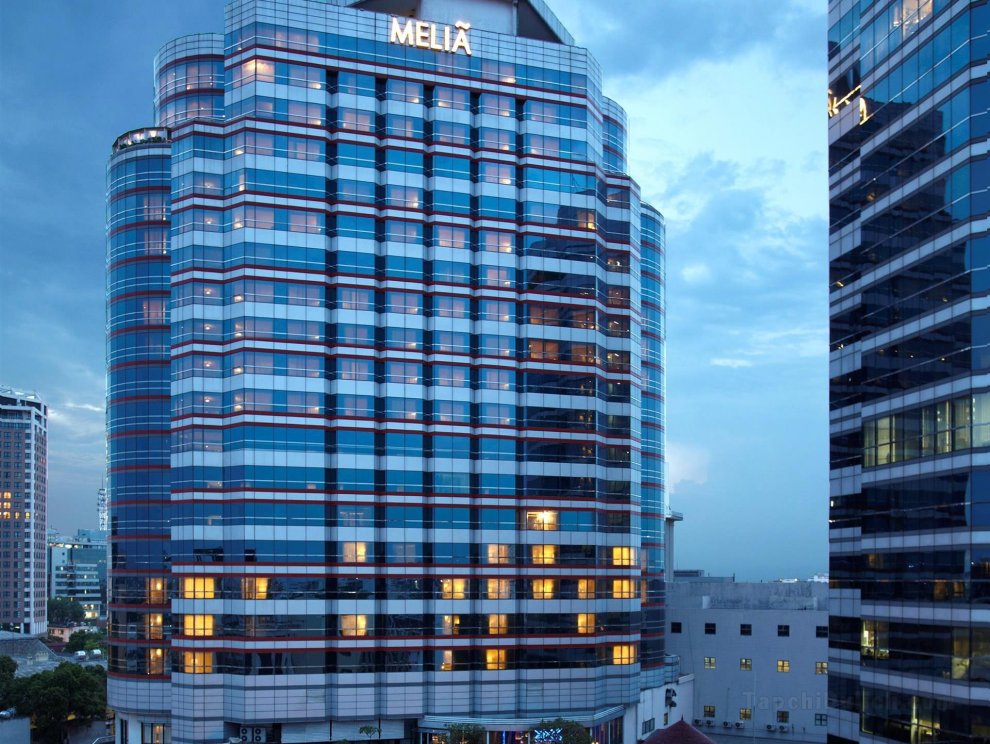 Khách sạn Melia Hanoi