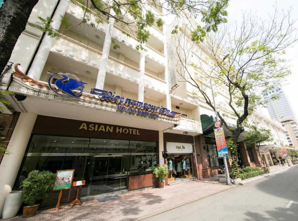 Khách sạn Asian