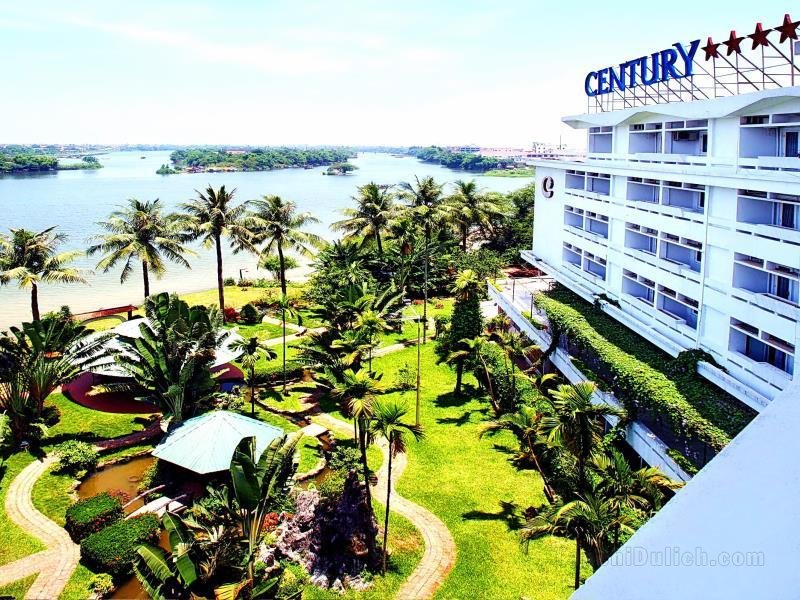 Khách sạn Century Riverside Hue