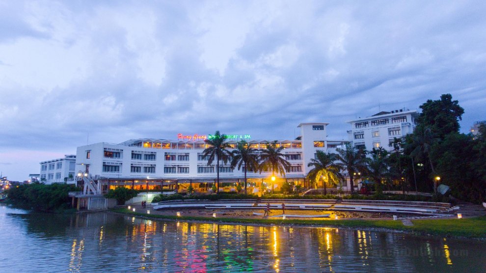 Khách sạn Huong Giang Resort & Spa