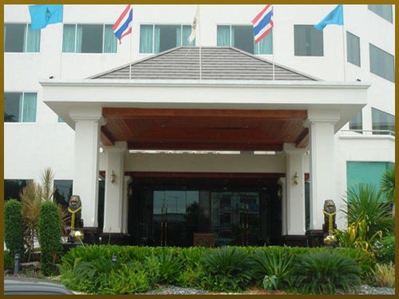 Khách sạn Sri U-Thong Grand
