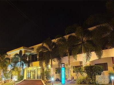Khách sạn Bayfront Subic