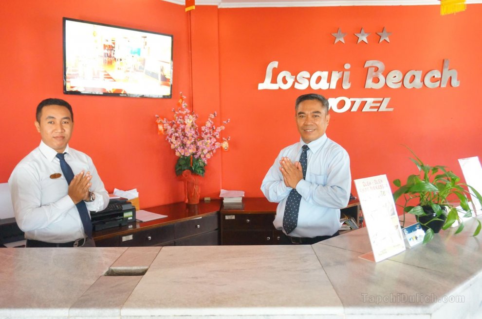 Khách sạn Losari Beach Makassar