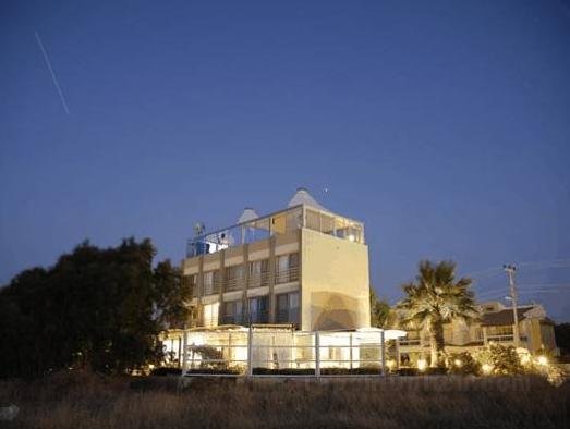Khách sạn Rooms Smart Luxury & Beach