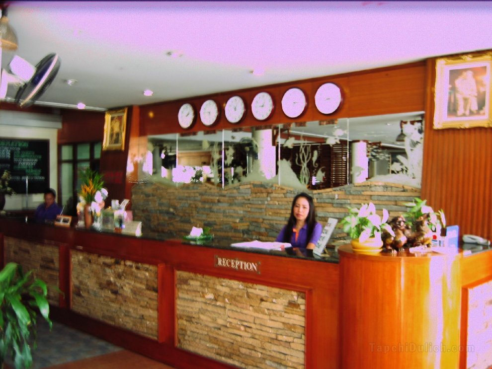 Khách sạn Queen Pattaya