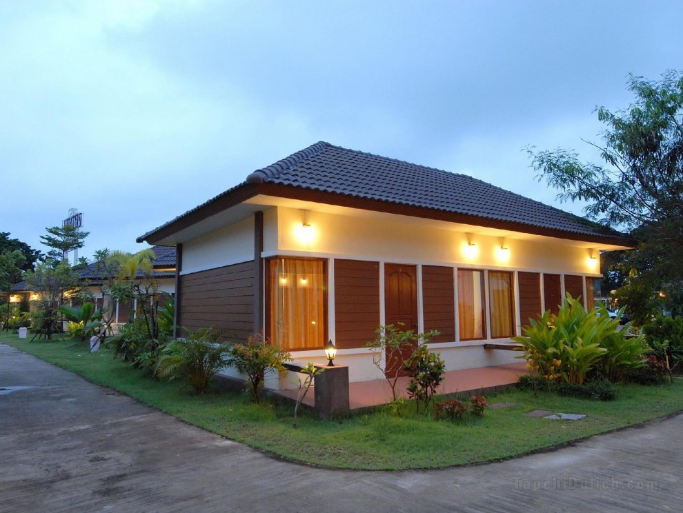 Khách sạn Nongkhai Tavilla and Convention Center