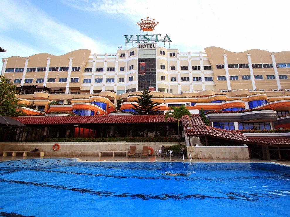 Khách sạn Crown Vista Batam