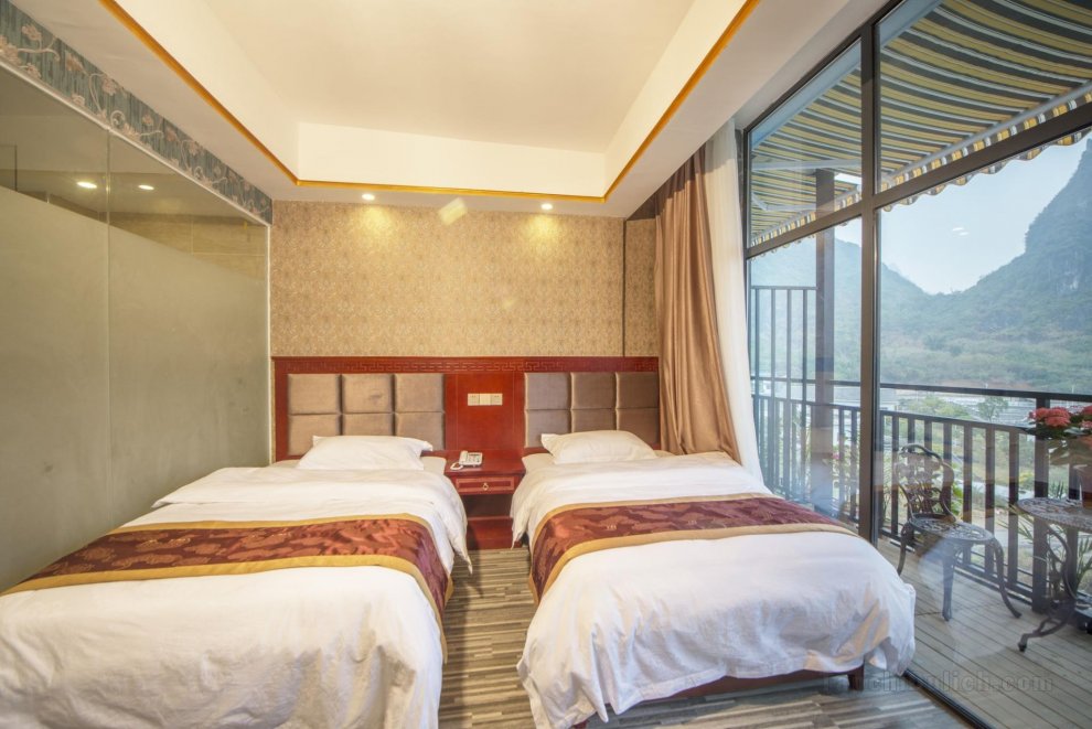 Yangshuo Crystal Pavilion Resort Hotel