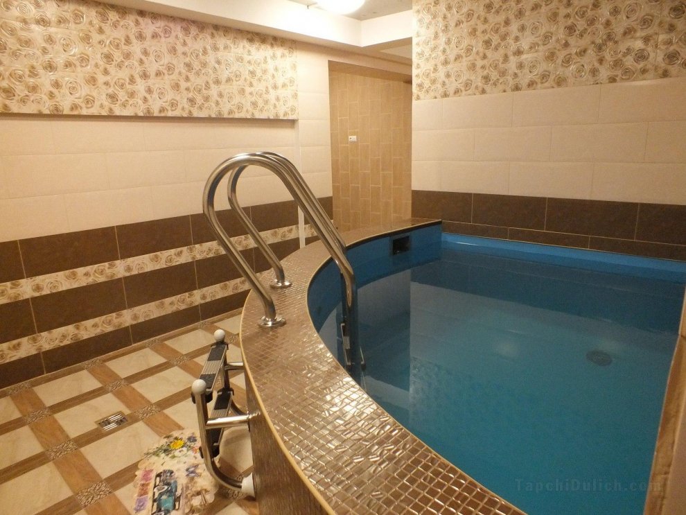 25平方米開放式公寓(普拉沃別列日尼) - 有1間私人浴室