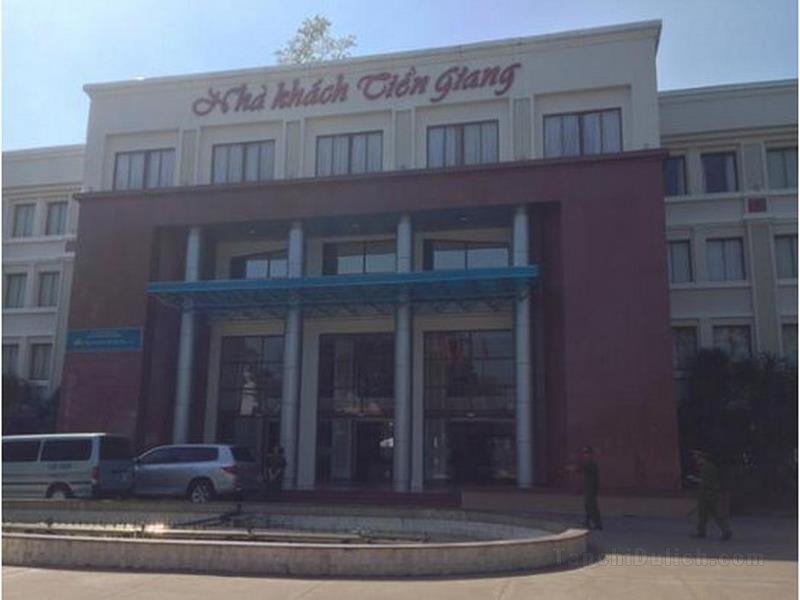 Nha Khach Tien Giang Hotel
