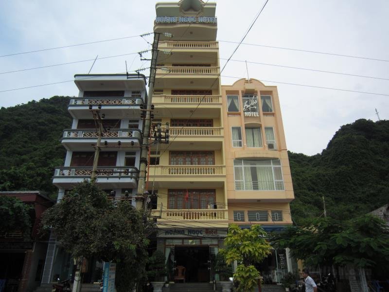 Khách sạn Hoang Ngoc Cat Ba