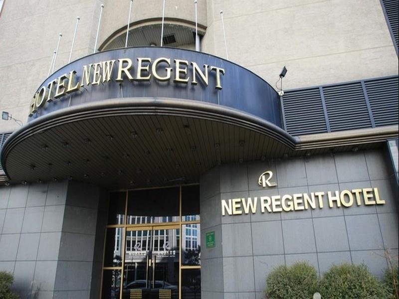 Khách sạn New Regent