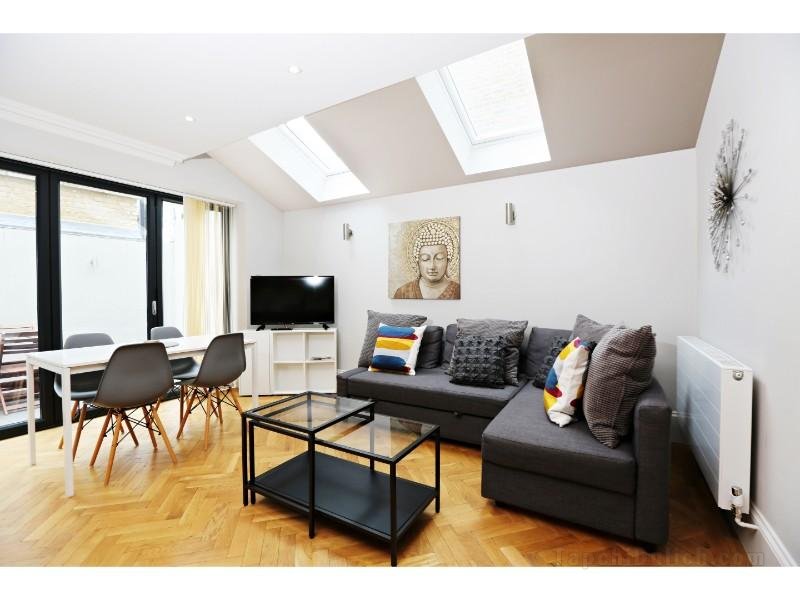 2 Bed Flat EARLS COURT-SK - A