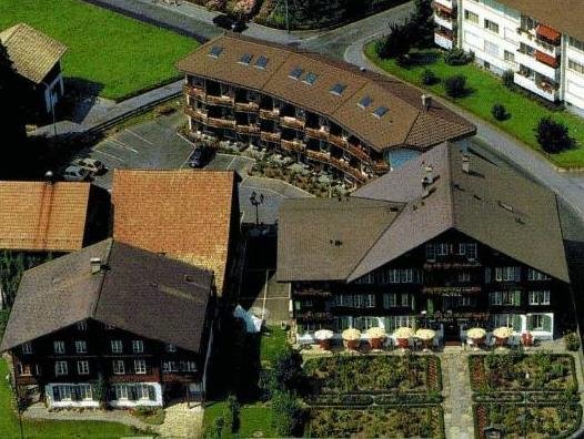 瑞士小屋酒店