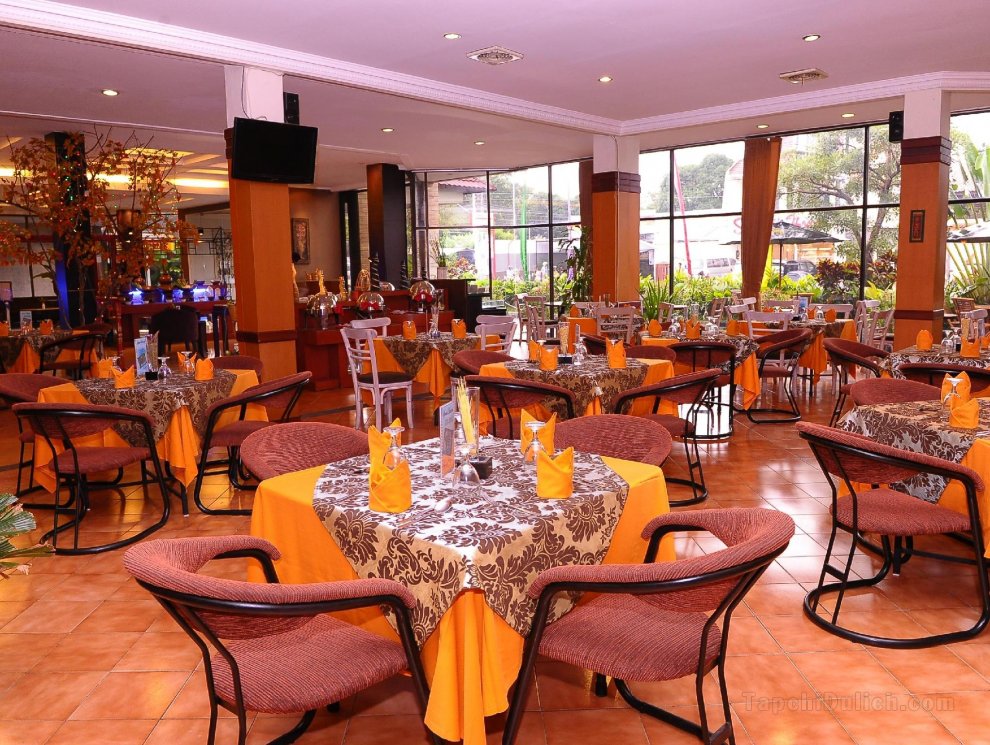 Khách sạn Plaza Semarang