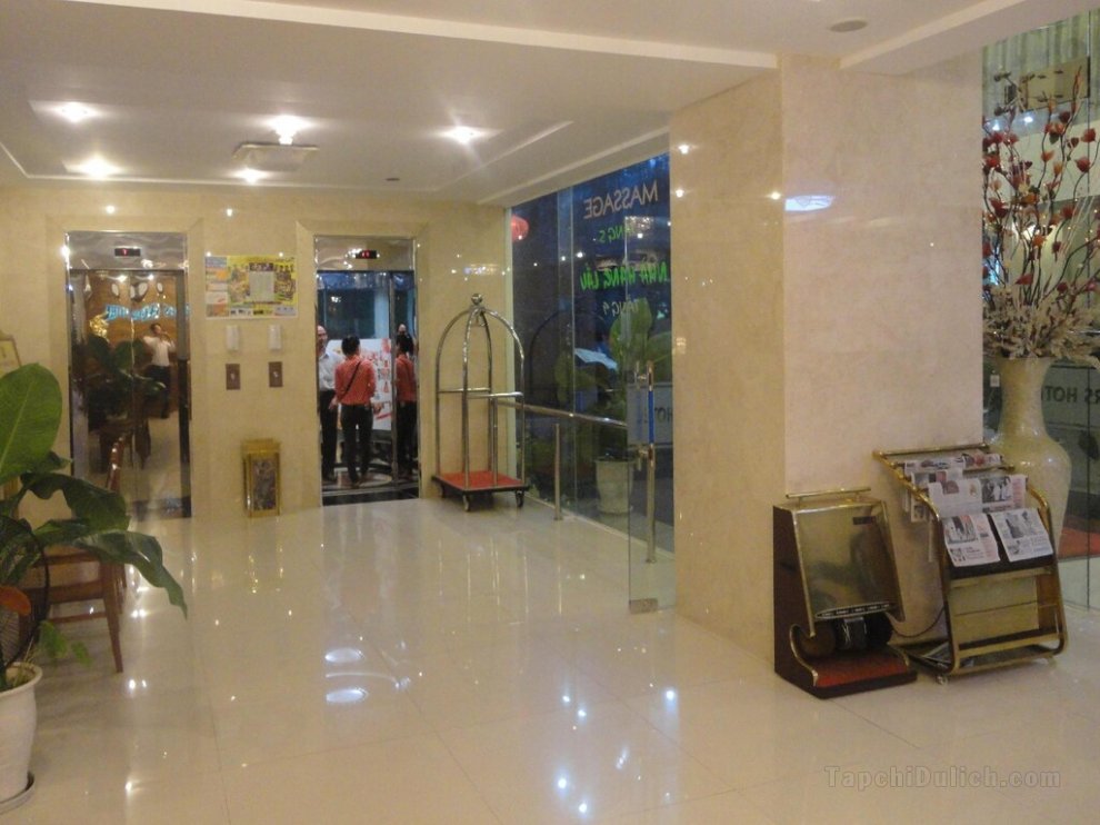 Khách sạn Hoang Yen Canary