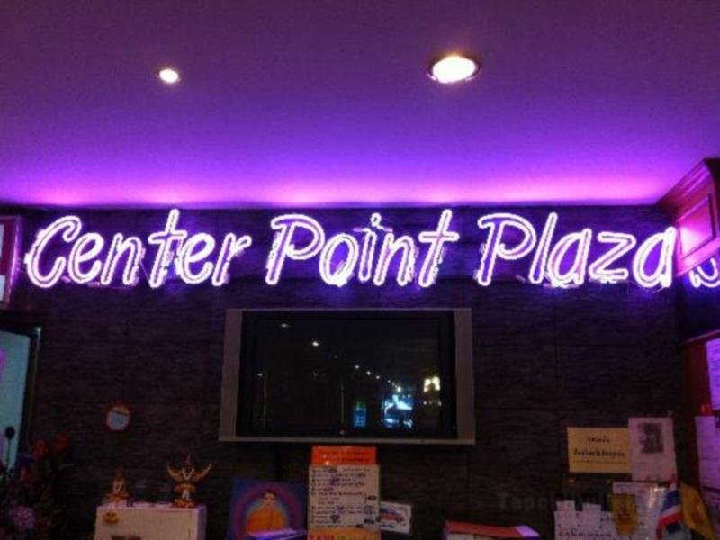Center Point Plaza Hotel
