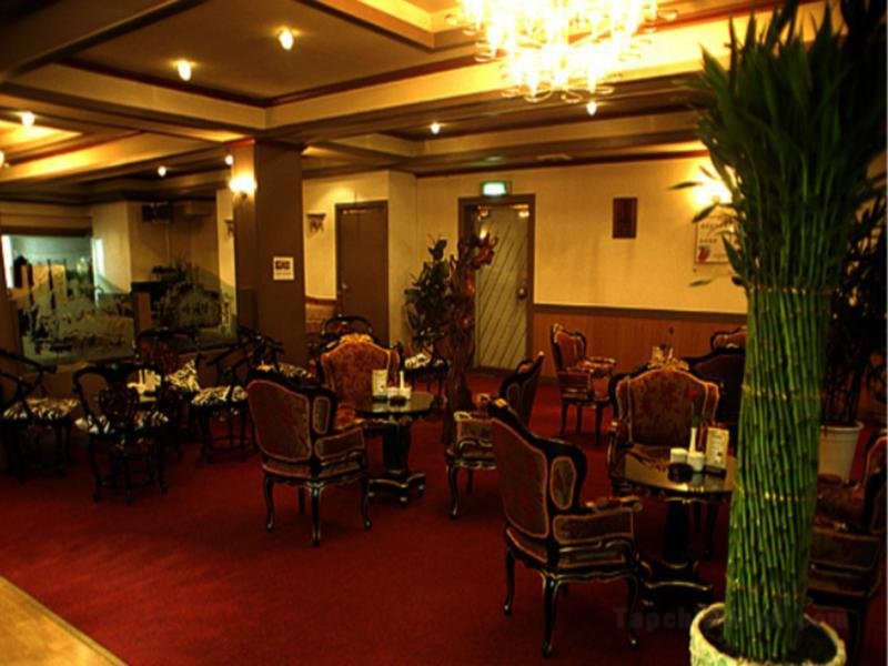 Khách sạn Masan Arirang Tourist