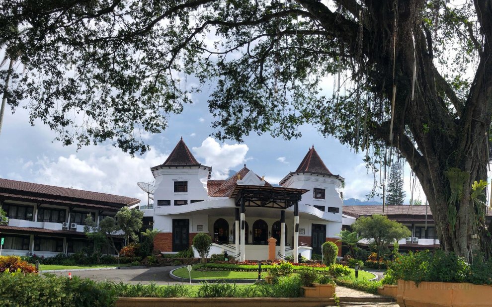 Khách sạn eL Kartika Wijaya Batu