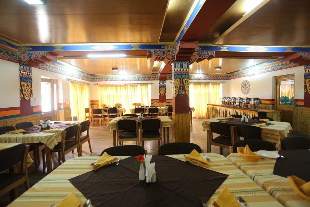 Khách sạn Ladakh Continental