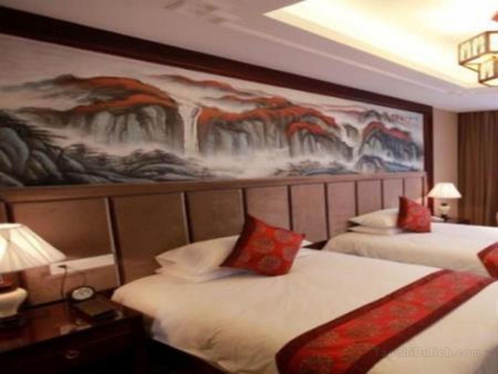 Khách sạn Yiwu Omeiga Legend