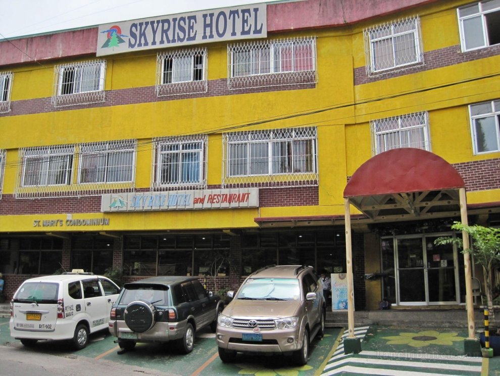 Khách sạn Skyrise