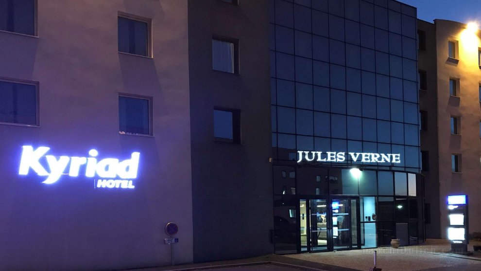 普瓦捷儒勒凡爾納未來影視城基里亞德酒店