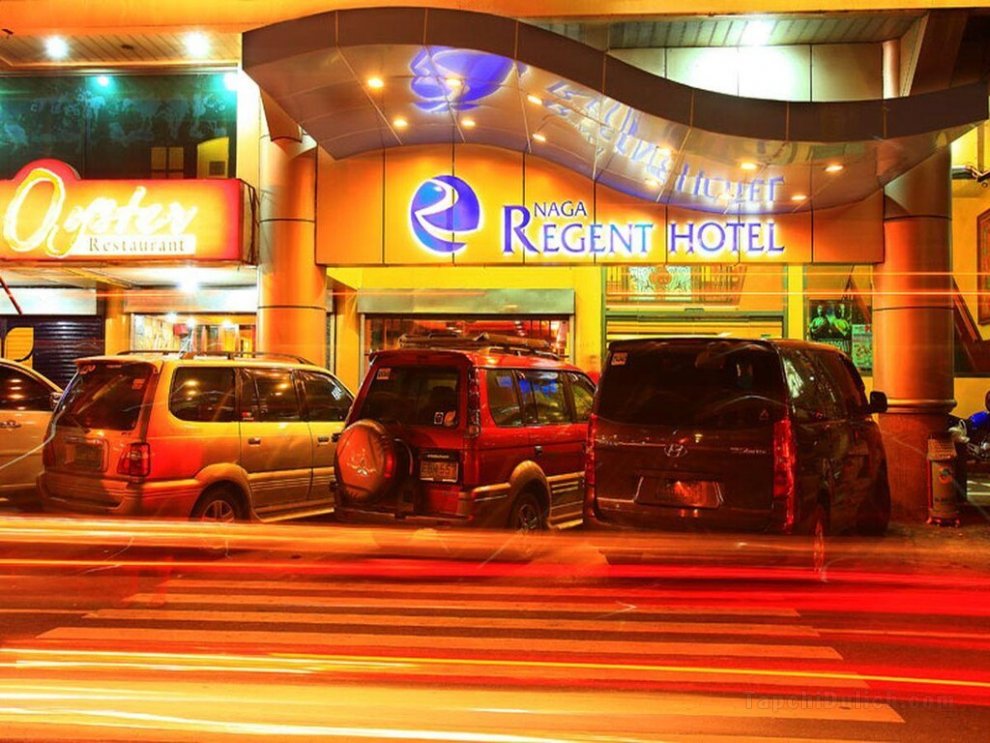 Khách sạn Naga Regent