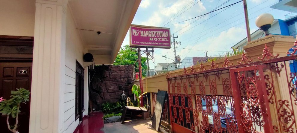 Khách sạn Mangkuyudan