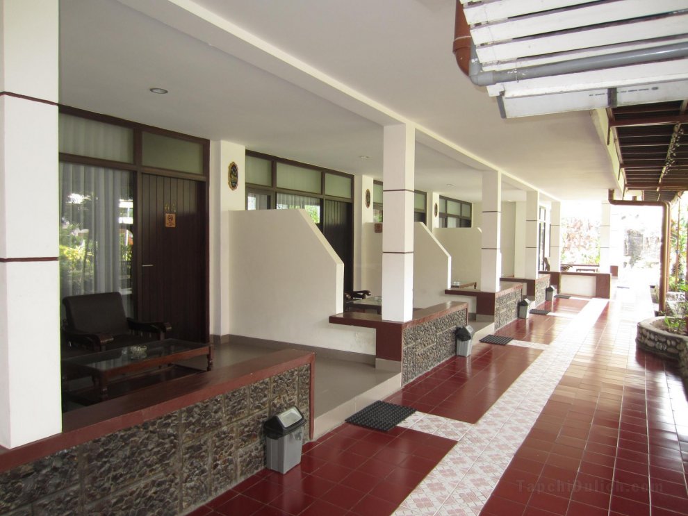 Khách sạn Padang