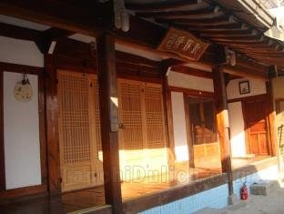 Shillabang Guest House