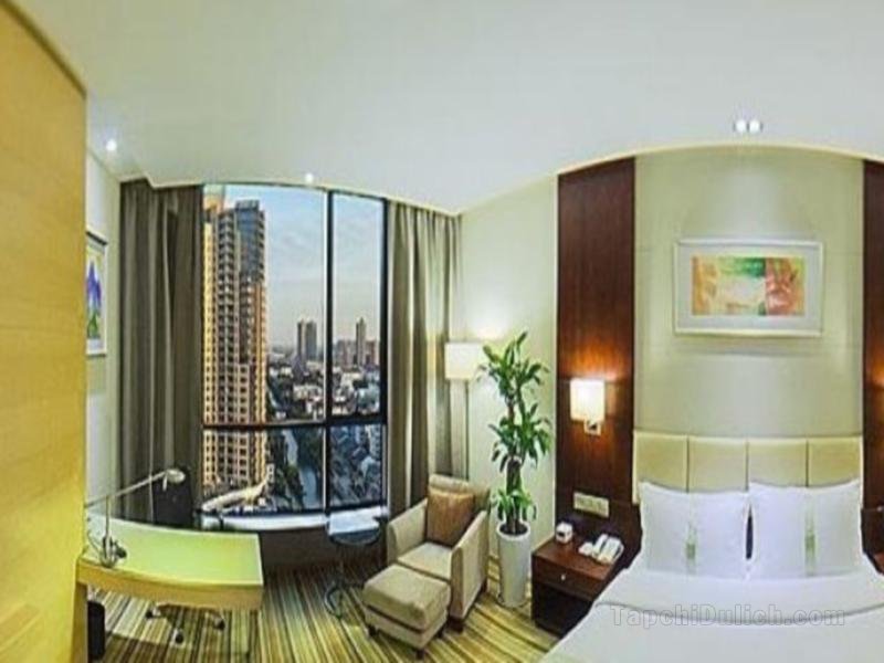 Holiday Inn Taicang City Centre