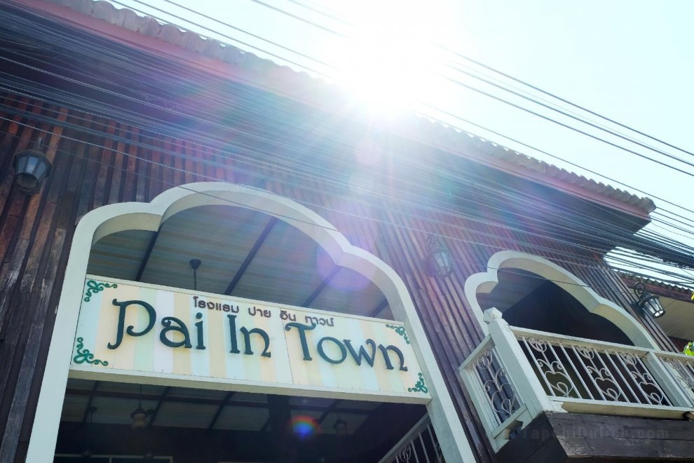 Khách sạn Pai In Town