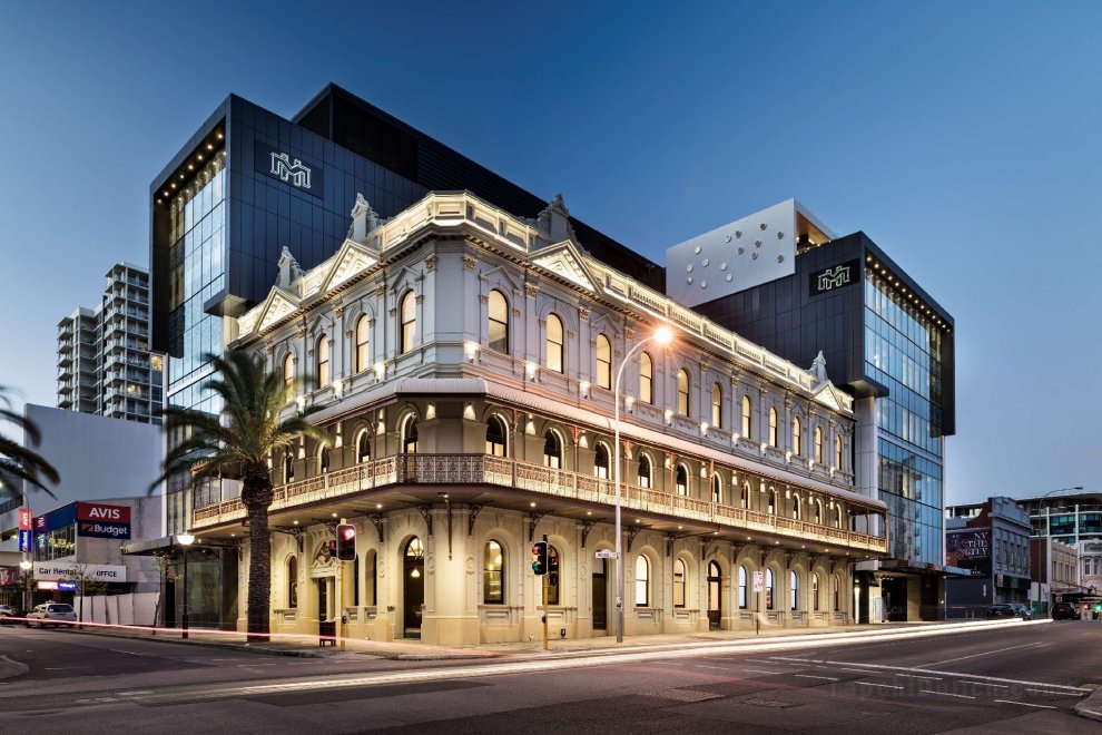 Khách sạn The Melbourne