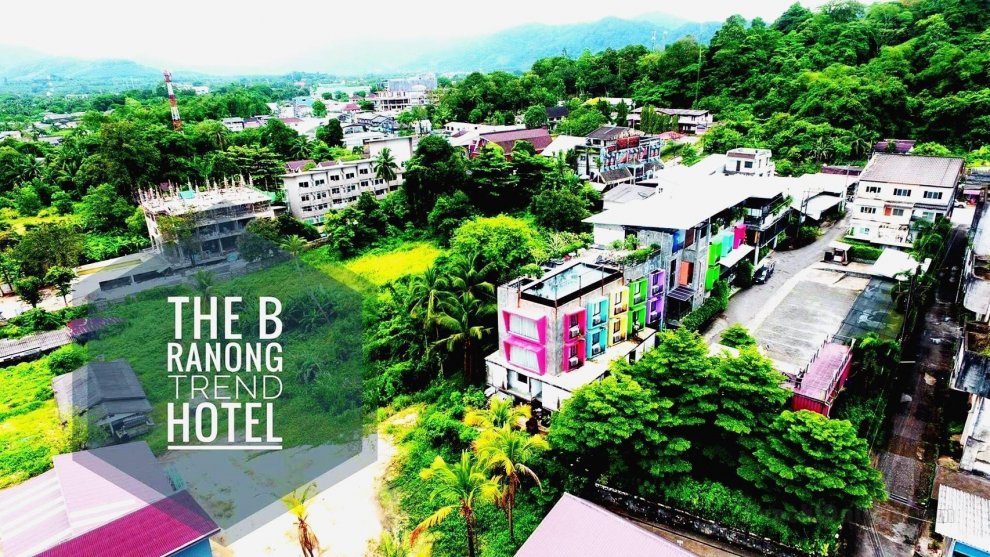 Khách sạn The B Ranong Trend (SHA Extra Plus)