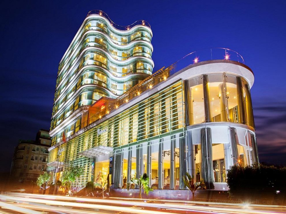 Khách sạn River Ha Tien