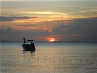 Racha Sunset Resort (Koh Siboya)