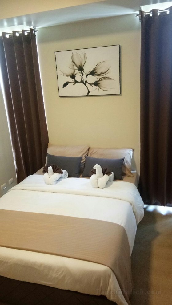 One Bedroom, Twin Beds Condo In The Mactan Newtown