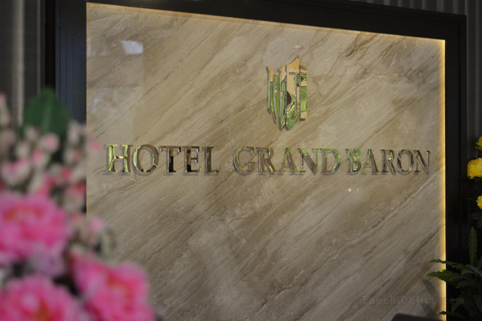Khách sạn Grand Baron