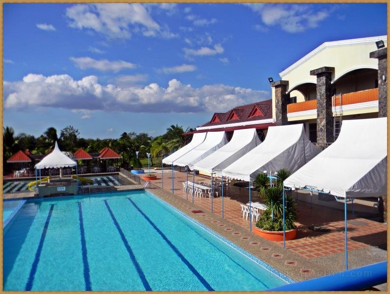 Khách sạn Macagang and Resort