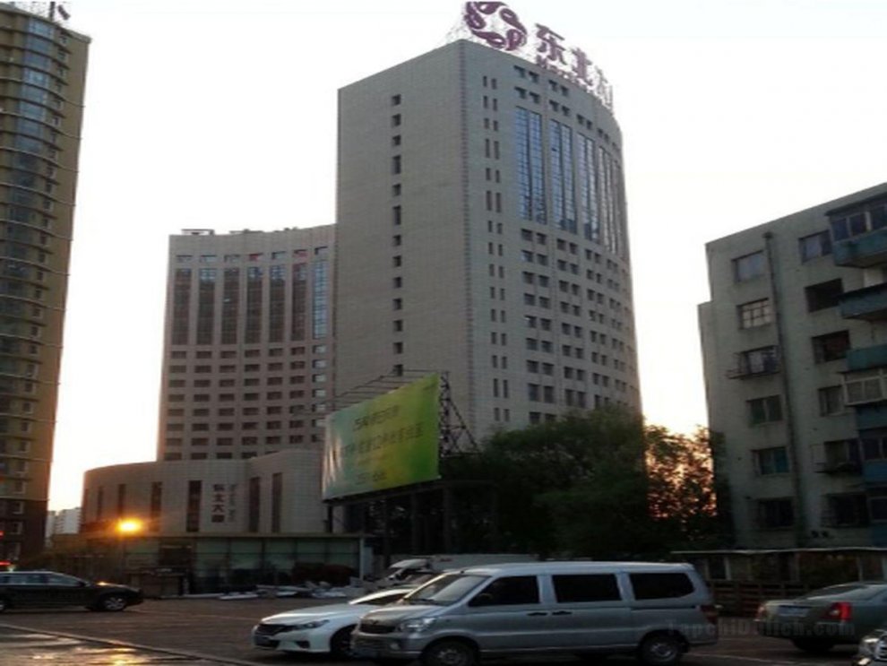 Khách sạn Shenyang Northeast