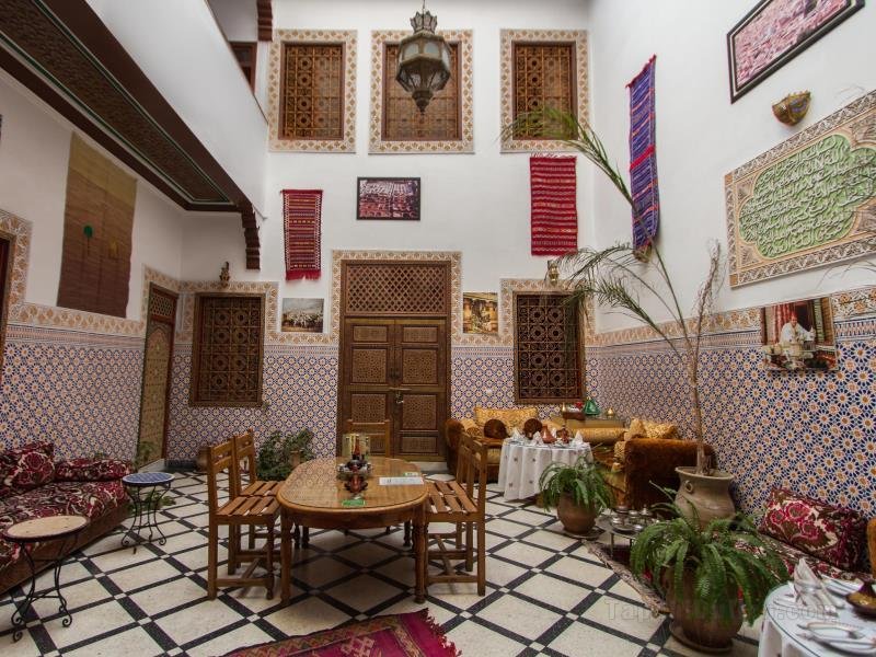 Khách sạn Dar Ahl Tadla