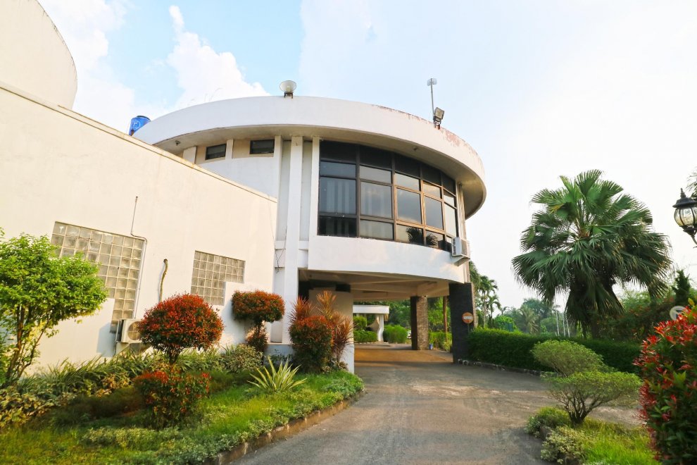 Khách sạn Sawangan Golf & Resort