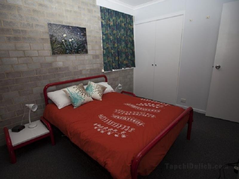 Tanderra 4 Private Holiday Apartment
